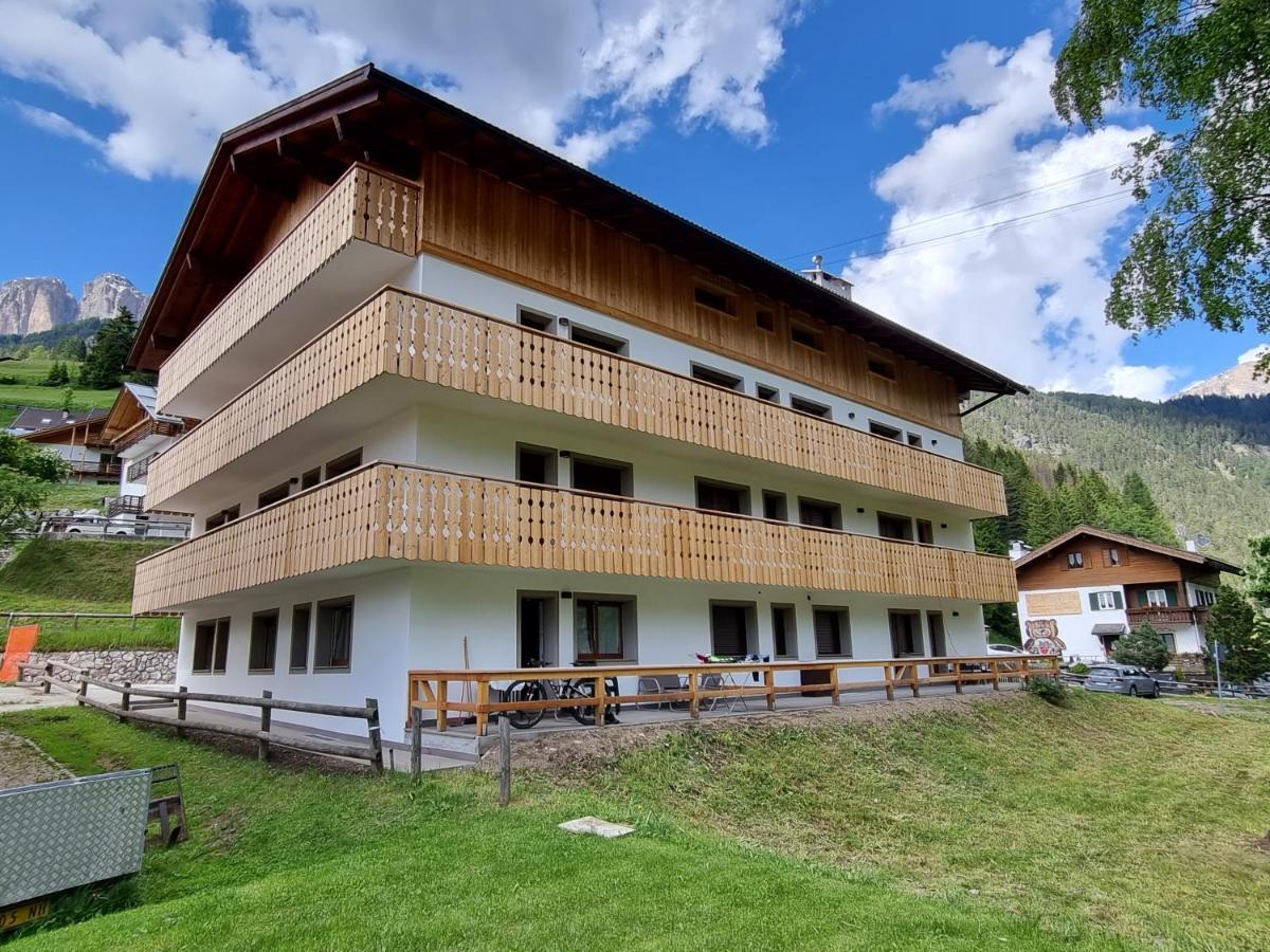 Stella Alpina Lägenhet Campitello di Fassa Exteriör bild